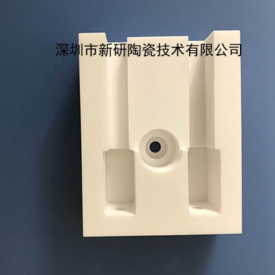 氧化鋁結構件